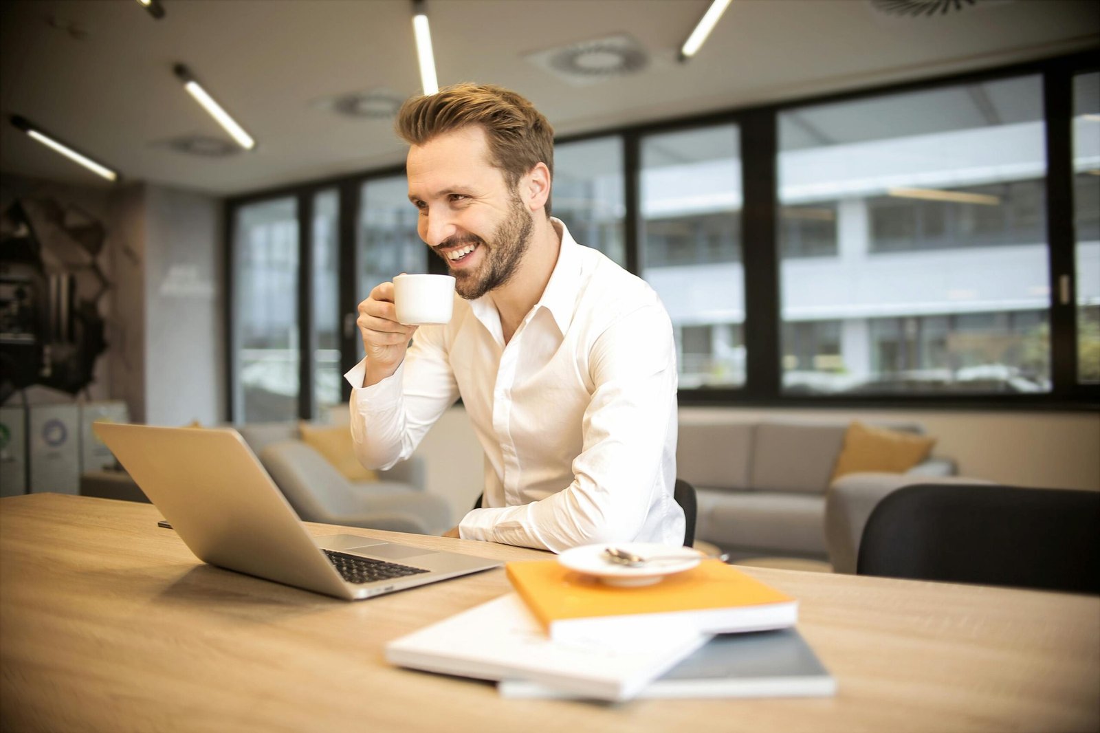 How to Create a Healthy Work-Life Balance (Even When You’re Busy)